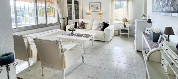 4 bedrooms Villa in Valencia, Spain No. 190917 12