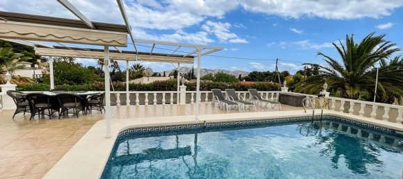 4 bedrooms Villa in Valencia, Spain No. 190917 3