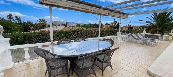 4 bedrooms Villa in Valencia, Spain No. 190917 4