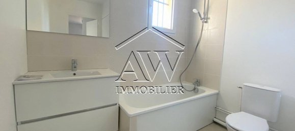 Casa de 2 dormitorios en Lachapelle-Saint-Pierre, France No. 212334 3