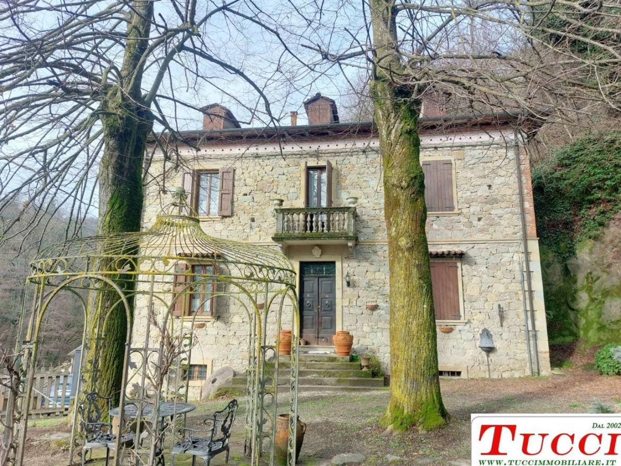 Вилла с 8 комнатами в Гаджо Монтано, Италия № 72167