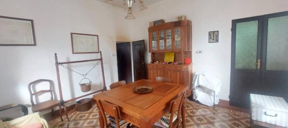 Вилла с 8 комнатами в Гаджо Монтано, Италия № 72167 6