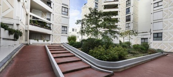 2 bedrooms Apartment in Neuilly-sur-Marne, France No. 315744 4