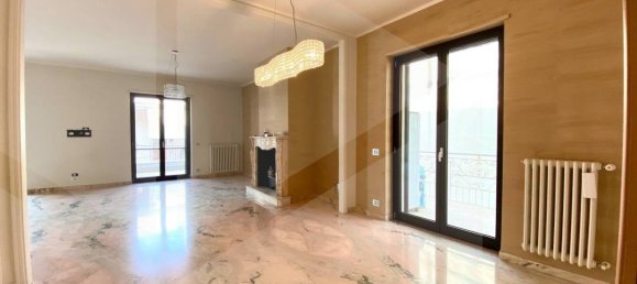 3 bedrooms Apartment in Noicattaro, Italy No. 23101 5