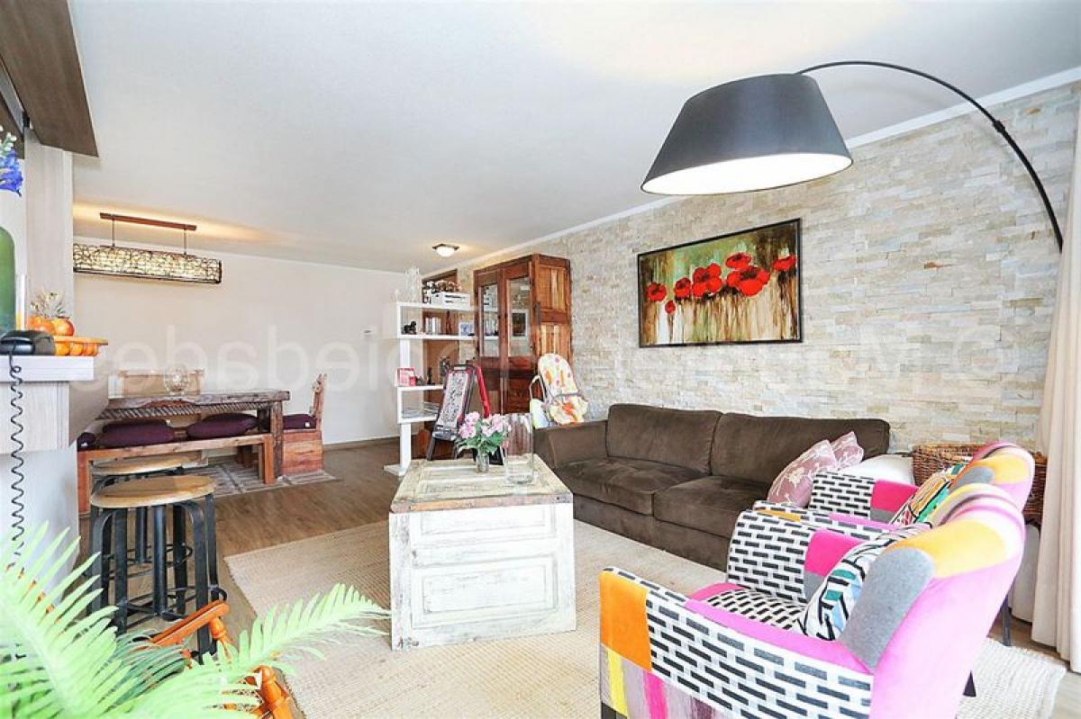 Apartamento de 3 dormitorios en Santiago, Chile No. 3189