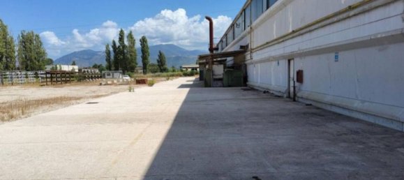 Entrepôt à Latina, Italy 5211m² No. 328414 4