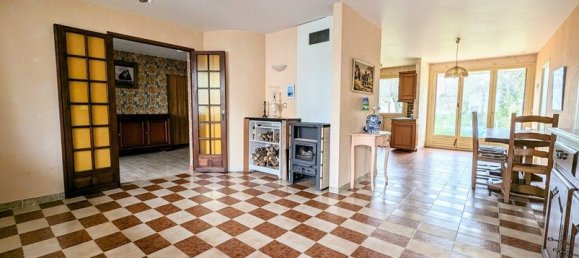 Villa T4 em Saint-Julien-les-Villas, France N.º 67825 25