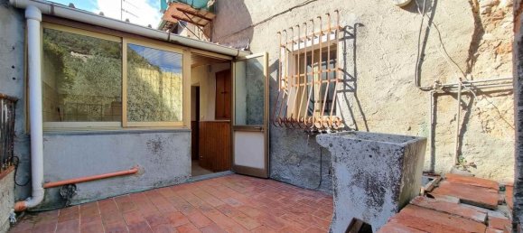 9 rooms House in Camaiore, Italy No. 172739 4