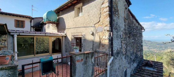 9 rooms House in Camaiore, Italy No. 172739 3