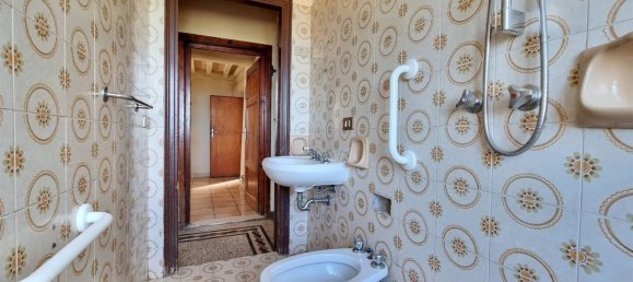 9 rooms House in Camaiore, Italy No. 172739 18