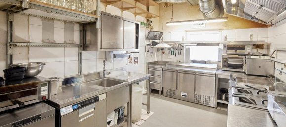 561m² Commercial property in Andorf, Austria No. 193096 12