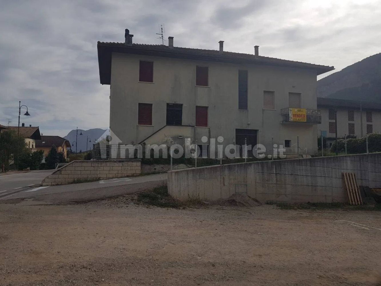 8 bedrooms Villa in Trentino, Italy No. 321813