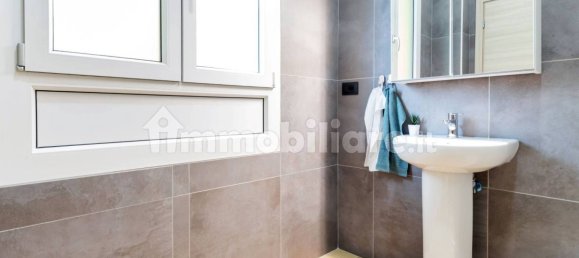 6 chambres Appartement à Turin, Italy No. 71544 28