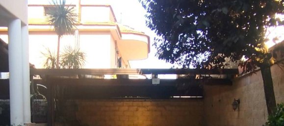 4 bedrooms Villa in Trentola Ducenta, Italy No. 288739 2