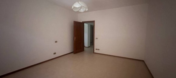 7 rooms House in Montepulciano, Italy No. 290814 23