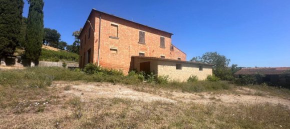 7 rooms House in Montepulciano, Italy No. 290814 4