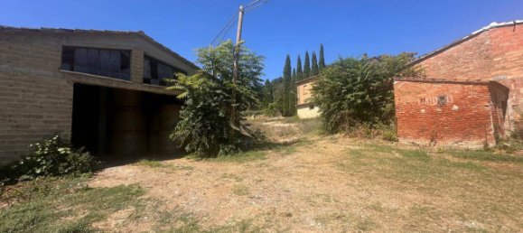 7 rooms House in Montepulciano, Italy No. 290814 22