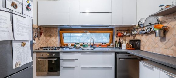 3 bedrooms Villa in Rome, Italy No. 48576 13