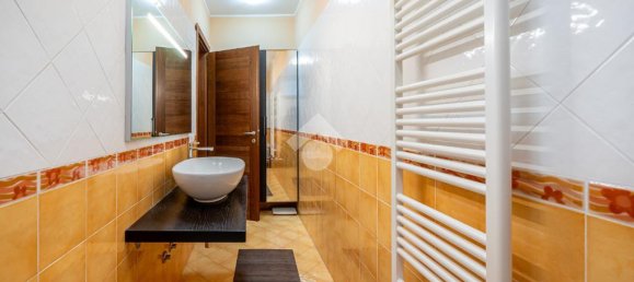 3 bedrooms Villa in Rome, Italy No. 48576 42