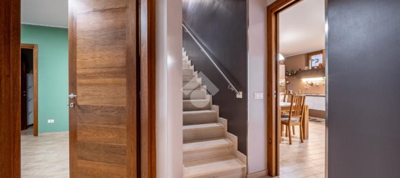 3 bedrooms Villa in Rome, Italy No. 48576 34