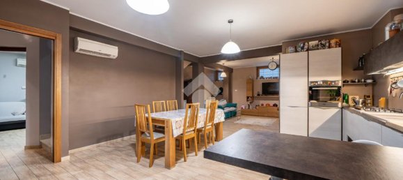 3 bedrooms Villa in Rome, Italy No. 48576 40