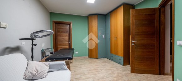 3 bedrooms Villa in Rome, Italy No. 48576 45