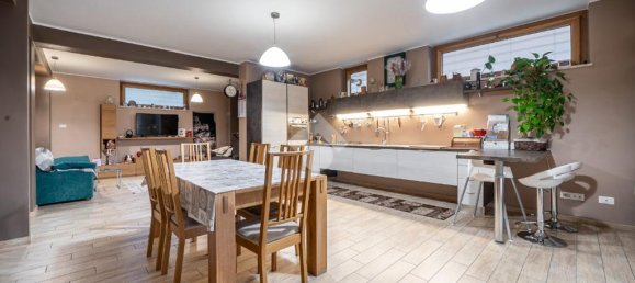 3 bedrooms Villa in Rome, Italy No. 48576 35