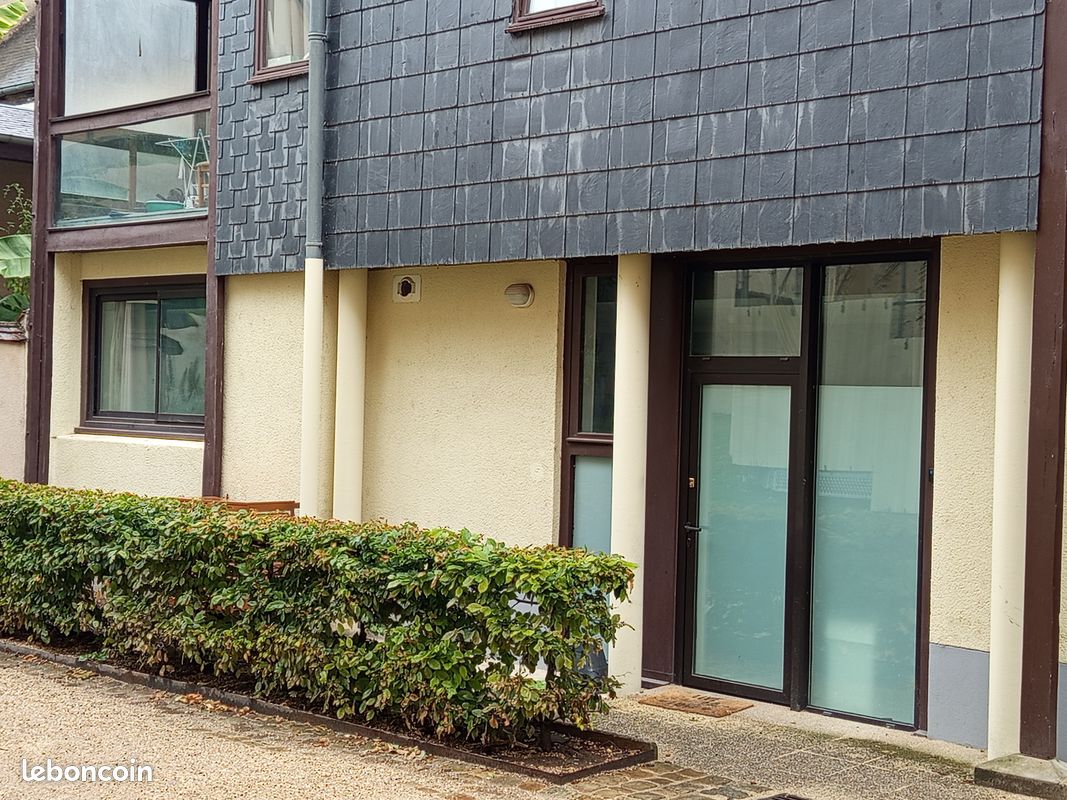 1 bedroom Apartment in Bourges, France No. 282094