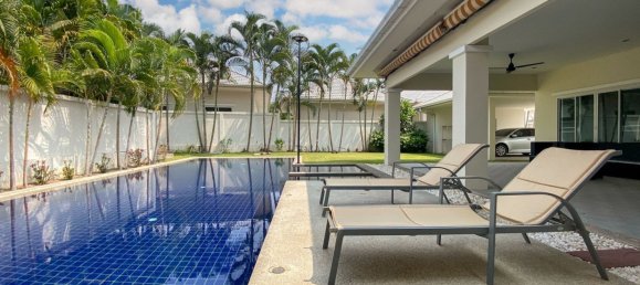 4 bedrooms Cafe / restaurant in Hua Hin, Thailand No. 6250 6