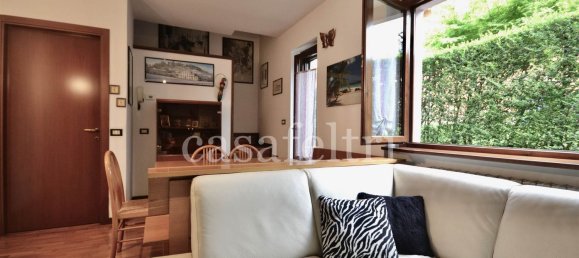 3 rooms House in Seriate, Italy No. 338600 11