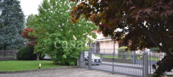 3 rooms House in Seriate, Italy No. 338600 25