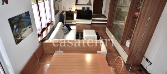 3 rooms House in Seriate, Italy No. 338600 3