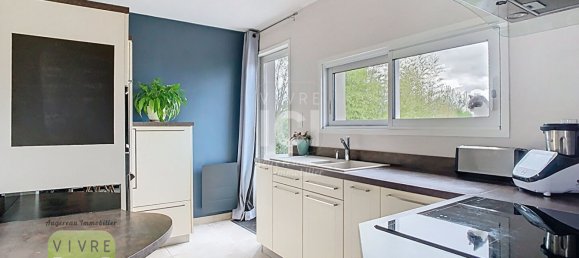 3 bedrooms House in Cholet, France No. 103154 5