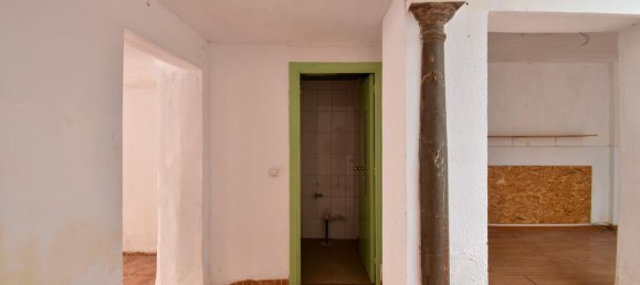 205m² Building in Granada, Spain No. 149730 11