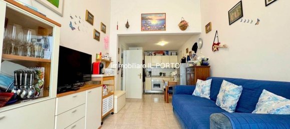 2 bedrooms Apartment in Comacchio, Italy No. 142149 5