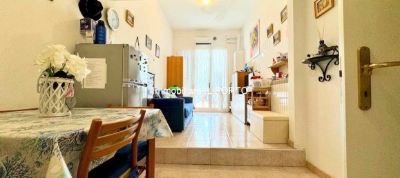 2 bedrooms Apartment in Comacchio, Italy No. 142149 6