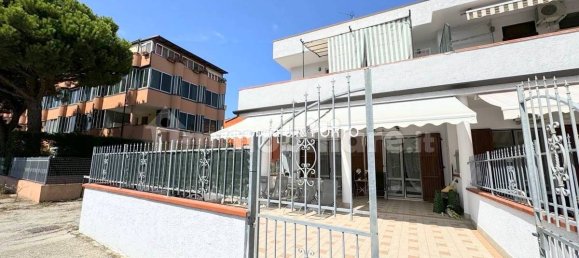 2 bedrooms Apartment in Comacchio, Italy No. 142149 18