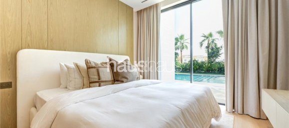 5 chambres Villa à Jumeirah Islands, UAE No. 98718 9