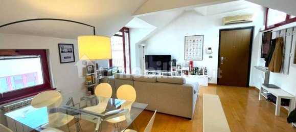 Квартира с 1 спальней в Милан, Италия № 377030 6