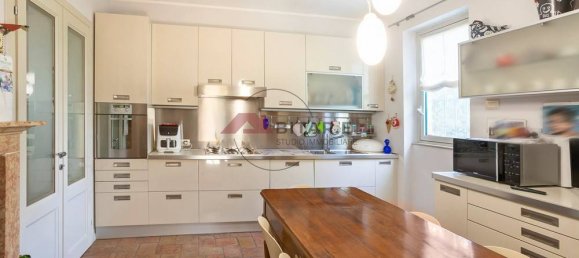 3 Schlafzimmer Villa in Castenedolo, Italy, Nr. 363778 5