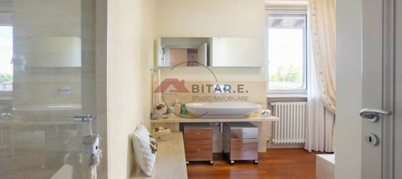 3 Schlafzimmer Villa in Castenedolo, Italy, Nr. 363778 12