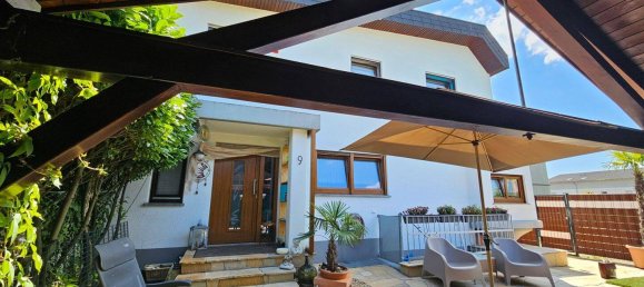 Adosado de 5 habitaciónes en Breisgau-Hochschwarzwald, Germany No. 225101 2