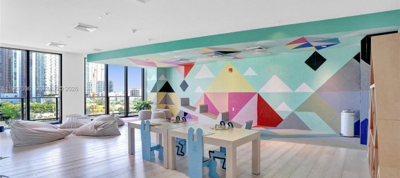 1 dormitorio propiedad comercial en venta en Miami, Miami-Dade, Florida, USA № 614402 13