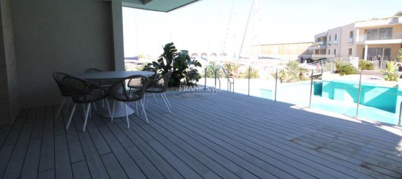 2 bedrooms Apartment in Saint Julian's, Malta No. 4282 3