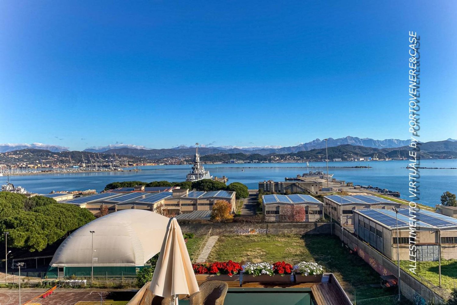 5 bedrooms Villa in La Spezia, Italy No. 397019