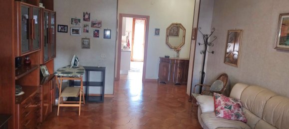 Квартира с 4 спальнями в Фоджа, Италия № 358086 2