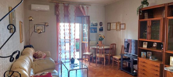 Квартира с 4 спальнями в Фоджа, Италия № 358086 15