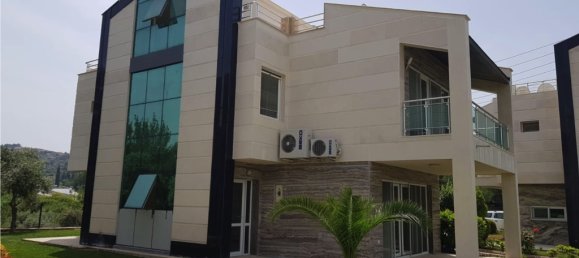 Villa 4+1 à Kusadasi, Turkey No. 14542 3