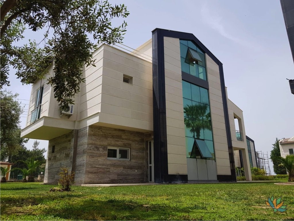 Villa 4+1 à Kusadasi, Turkey No. 14542