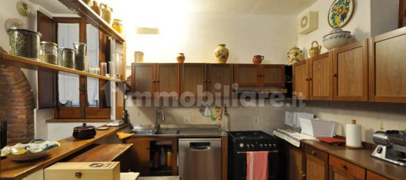 Casa de 2 dormitorios en Montepulciano, Italy No. 225099 6